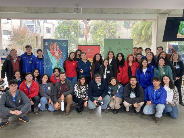 FCA y Centro EULA participaron en feria de divulgación científica en torno al Día de la Tierra en la UdeC
