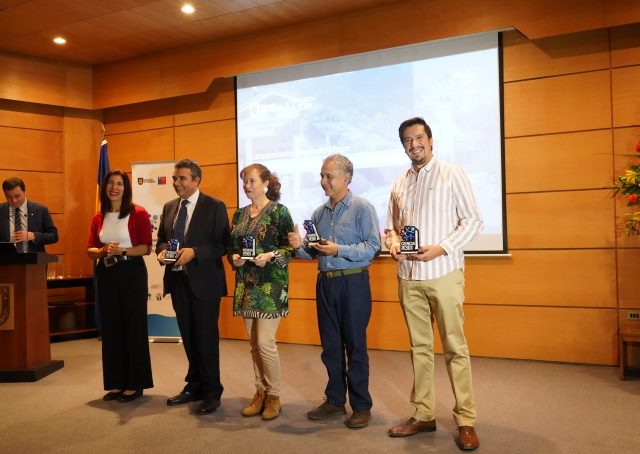 Dr. Pedro Arriagada, académico FCA, recibió reconocimiento por su colaboración académica en el ecosistema científico UdeC, Ciencia 2030