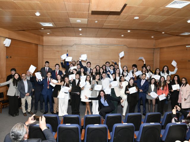 Facultad de Ciencias Ambientales UdeC titula a nuevos Ingenieros e Ingenieras Ambientales